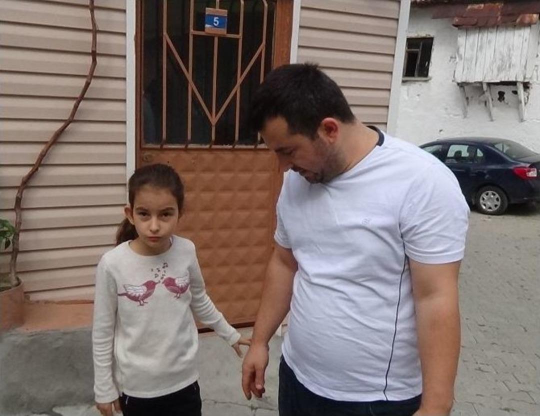 8 Yaşındaki &Ccedil;ocuk, Parkta Bulduğu Kuru Sıkı Tabancayla Oynarken Arkadaşını Yaraladı...