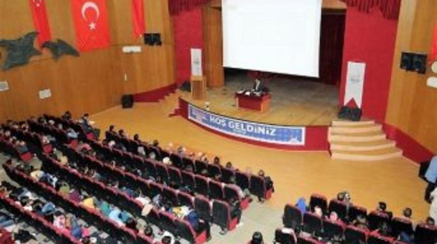 Neşet Ertaş Anısına D&uuml;zenlenen Halk Konseri İptal Edildi