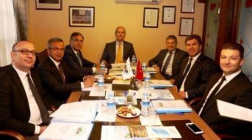 Başkan K&ouml;şker, Enc&uuml;man Toplantısına Katıldı