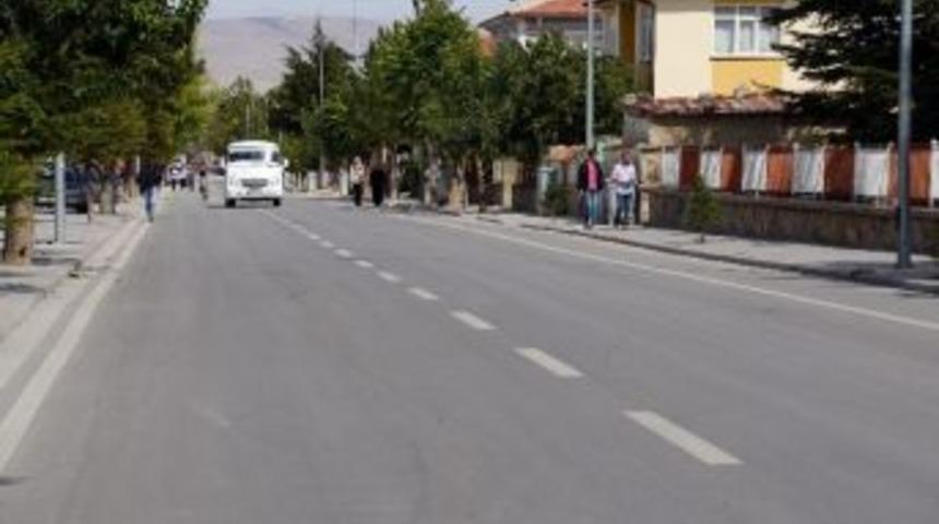 Tuzluk&ccedil;u İl&ccedil;esi Prestij Caddelerine Kavuştu