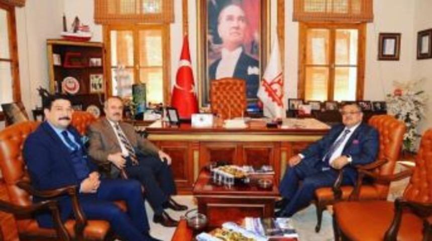 Vali Yardımcısı Taşd&ouml;ğen Ve Pomem M&uuml;d&uuml;r&uuml; Aksoy&rsquo;dan Başkan Yağcı&rsquo;ya Taziye Ziyareti