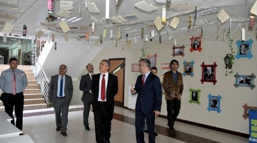 Rekt&ouml;r Bilgi&ccedil;, Devredilen &Uuml;niversite Ve Yurt Binalarını İnceledi