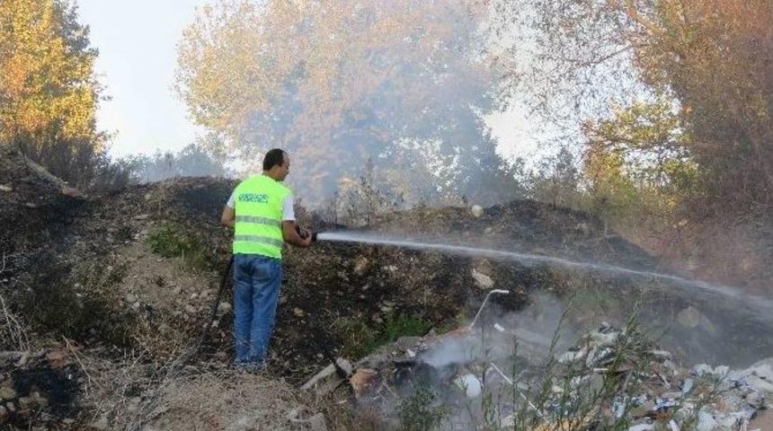 &Ccedil;&ouml;pl&uuml;k Haline Getirilen Alanda Yangın