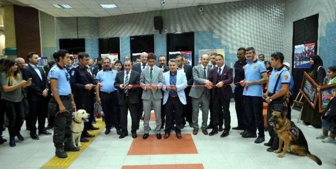 Ankara İtfaiyesi&rsquo;nin &Ccedil;alışmaları Kızılay Metro İstasyonu Sanat Galerisi&rsquo;nde Tanıtıldı