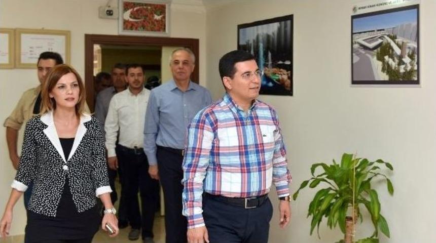 Kepez Belediyesi, Temizlik İş&ccedil;ilerine Modern Bina