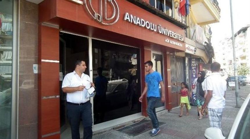 A&ccedil;ık&ouml;ğretim Fak&uuml;ltesi Kayıt Yenileme İşlemleri Başladı