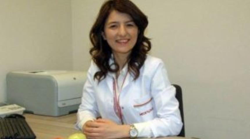 Masa Başı &Ccedil;alışanlara &Ouml;zel Beslenme &Ouml;nerileri