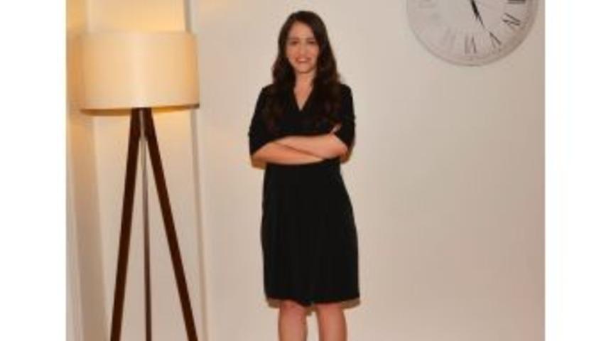 Ergenlik D&ouml;neminde Sanal Ortamda Aşklara Dikkat