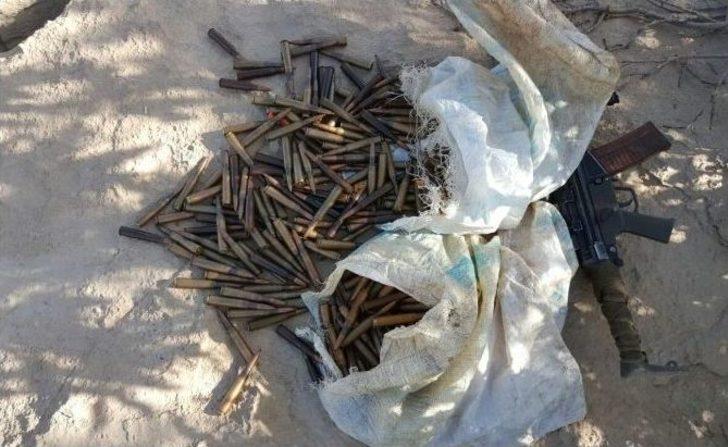 Şemdinli Derecik Güney Dağları Bölgesinde Çok Sayıda Mühimmat Ele Geçirildi G2