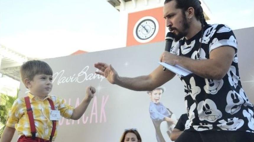 Adam Olacak &Ccedil;ocuk, Mavibah&ccedil;e&rsquo;de