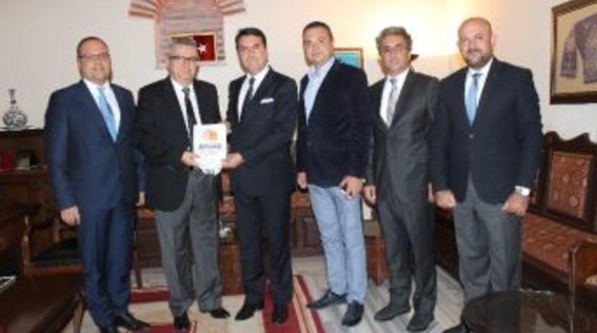 D&uuml;ndar&rsquo;dan İmsiad&rsquo;a Kentsel D&ouml;n&uuml;ş&uuml;mde İş Birliği &Ccedil;ağrısı