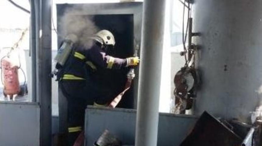 Fatsa’da Balıkçı Teknesi Yangını