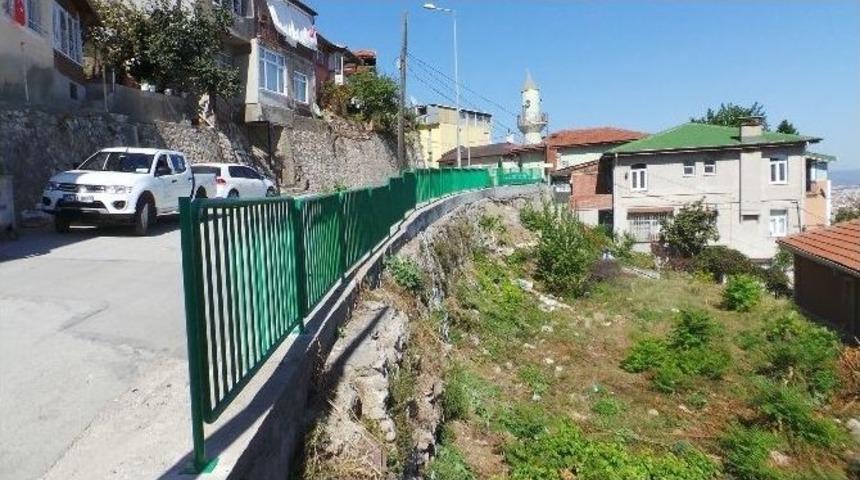 İzmit Belediyesi Fen İşleri Yoğun &Ccedil;alışıyor
