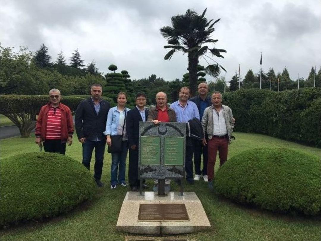 Başkan Hasan Akg&uuml;n: &ldquo;d&uuml;nya Barışı İ&ccedil;in Kore&rsquo;deyiz&rdquo;