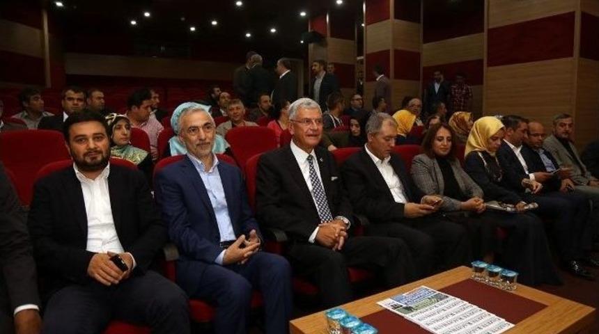 Pazartesi S&ouml;yleşileri&rsquo;nin Konuğu Eski Bakan Volkan Bozkır Oldu