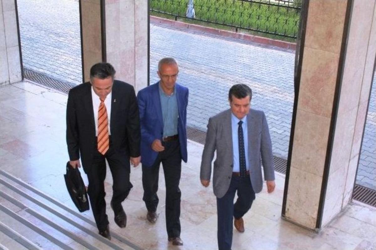 Zirve&rsquo;de Karar G&uuml;n&uuml;