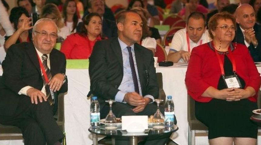 S&ouml;zl&uuml;: &ldquo;ıslah Edilmiş &Uuml;r&uuml;nlere Hormonlu Tanımı Yapılmamalı&rdquo;