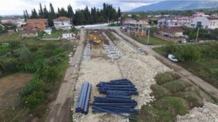 Başiskele&rsquo;de Kapalı Pazar Alanının &Ccedil;alışmaları S&uuml;r&uuml;yor