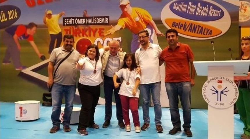 Adıyaman&rsquo;ın &Ouml;zel Sporcuları T&uuml;rkiye &Uuml;&ccedil;&uuml;nc&uuml;s&uuml; Oldu