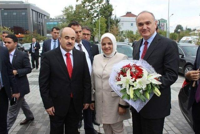 Bakan Özlü’den Vali Dağlı’ya Hayırlı Olsun Ziyareti