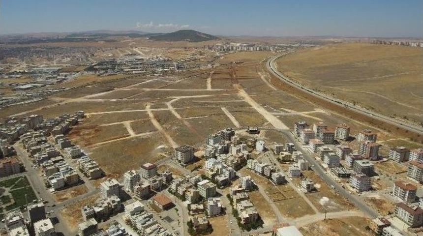 İlçedeki İmar Alanlarının Uygulaması Yapılıyor