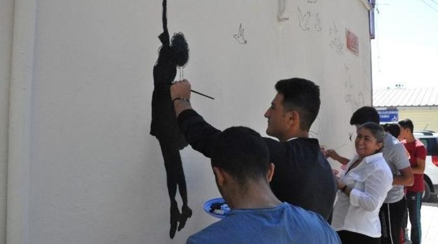 Tunceli&rsquo;nin Duvarları Grafiti İle Renkleniyor