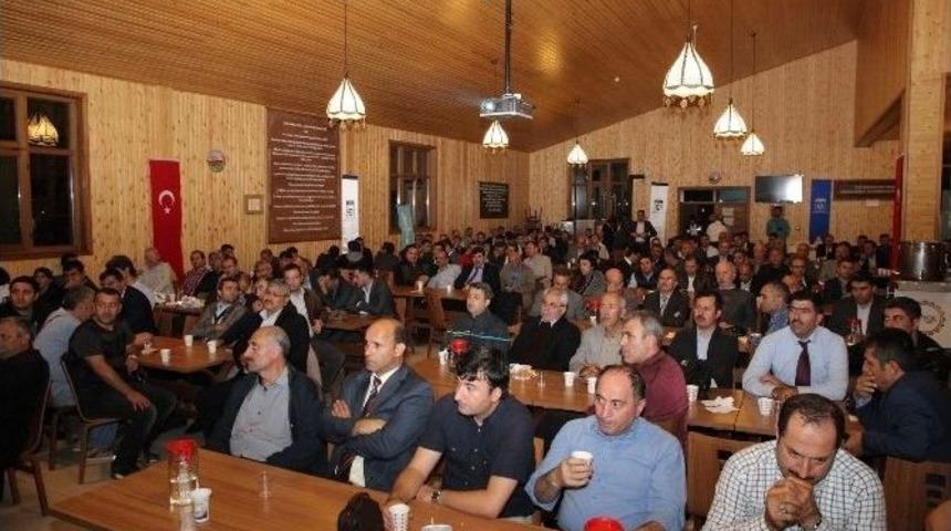 Kılavuz Gen&ccedil;lik Projesi Okul İdarecilerine Tanıtıldı