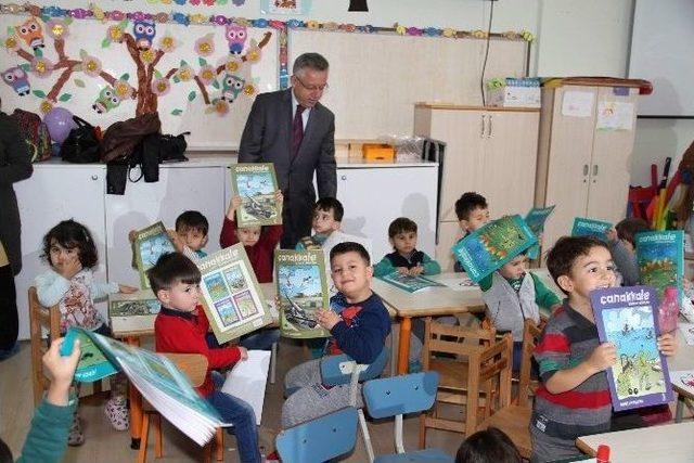 Yozgat Belediyesi Anaokulu Öğrencilerine Boyama Kitabı Dağıttı