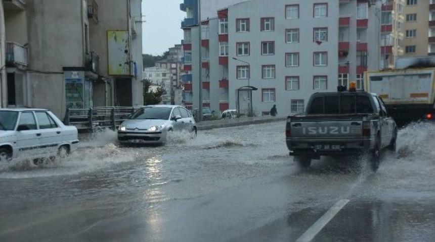 Sinop&rsquo;ta Sağanak Yağış
