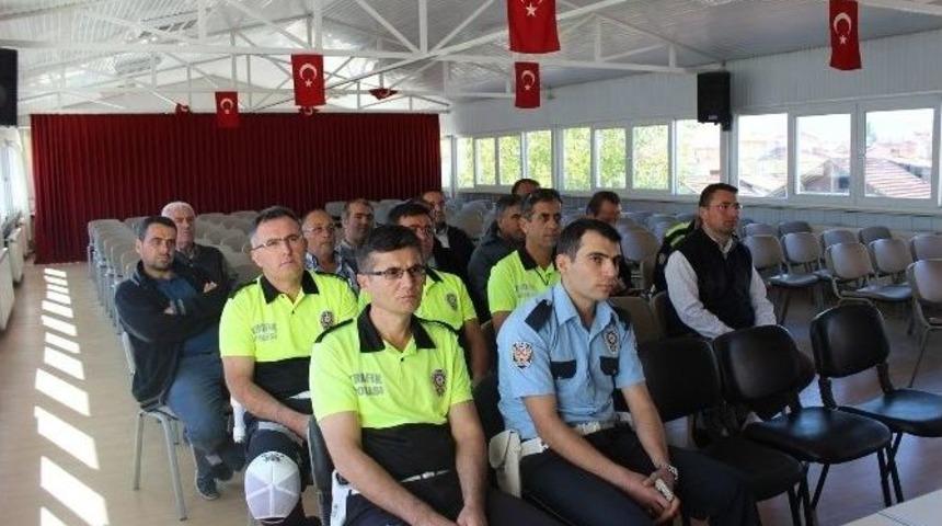 Okul Servis Şof&ouml;rlerine Eğitim