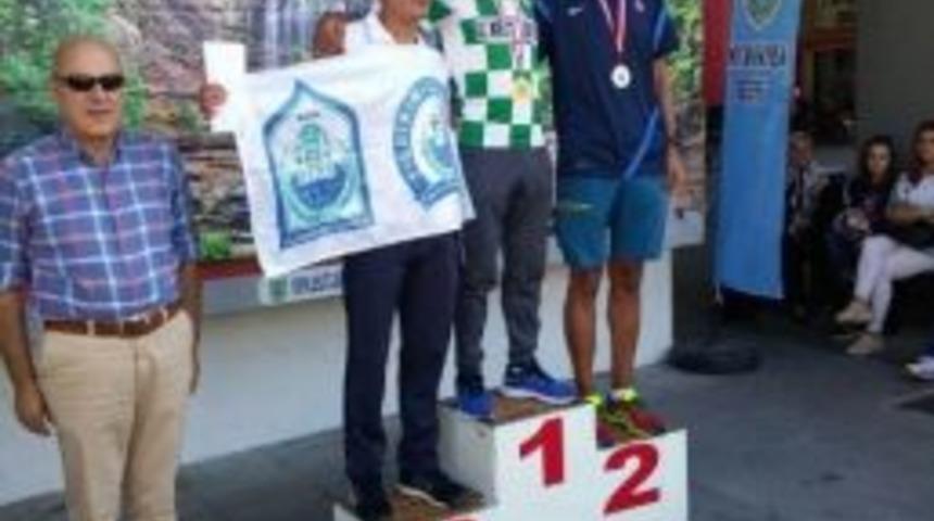 Ahmet Bayram Yine Madalyayla D&ouml;nd&uuml;