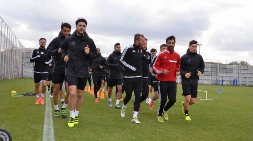Sivasspor, Altınordu Ma&ccedil;ının Hazırlıklarını S&uuml;rd&uuml;r&uuml;yor