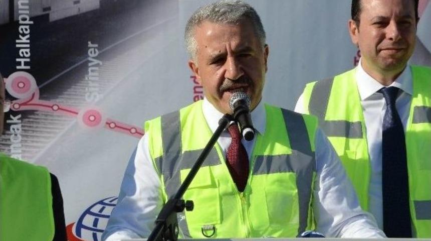 Bakan Arslan&rsquo;dan Raylı Sistem İ&ccedil;in Sıkı Pazarlık