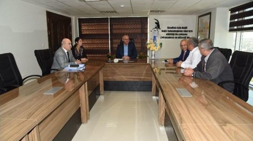 Başkan Erg&uuml;n Muhtarları Ağırladı