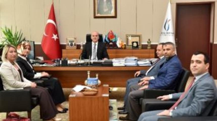 Manisa&rsquo;daki Yurt Sorununa Dikkat &Ccedil;ektiler