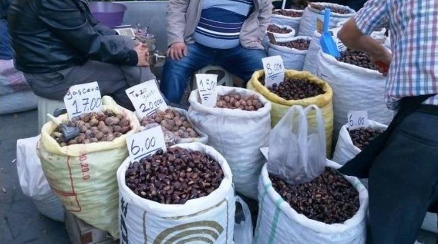 Bartın&rsquo;da Kestane Pazardaki Yerini Aldı