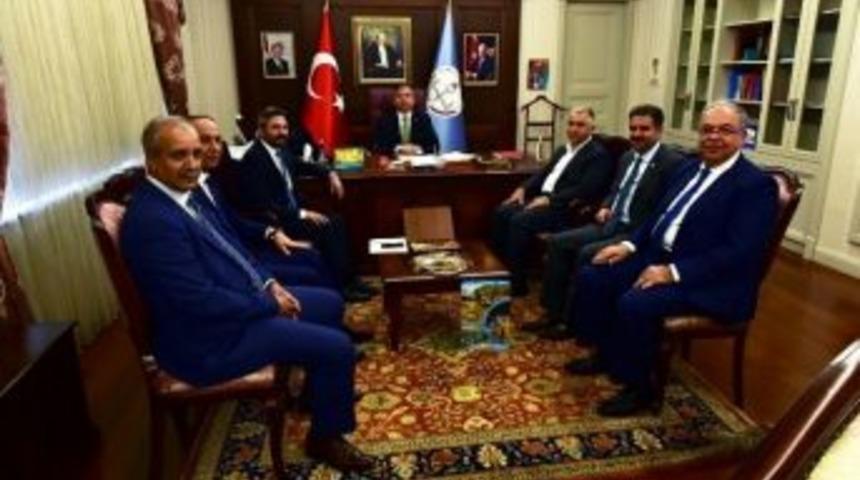 Adıyaman Heyeti Milli Eğitim Bakanı Yılmaz İle G&ouml;r&uuml;şt&uuml;