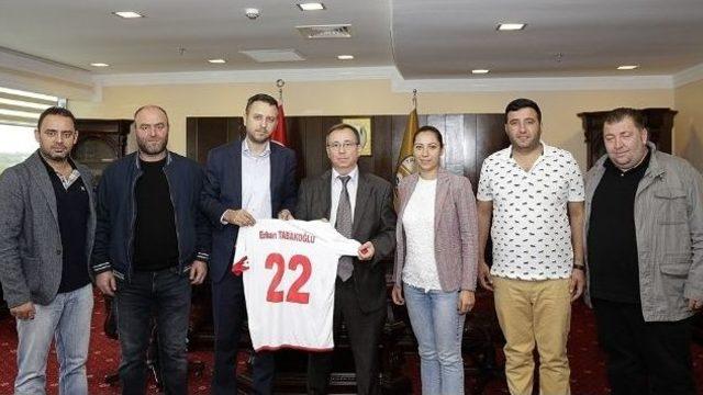 Rektöre Forma Jesti