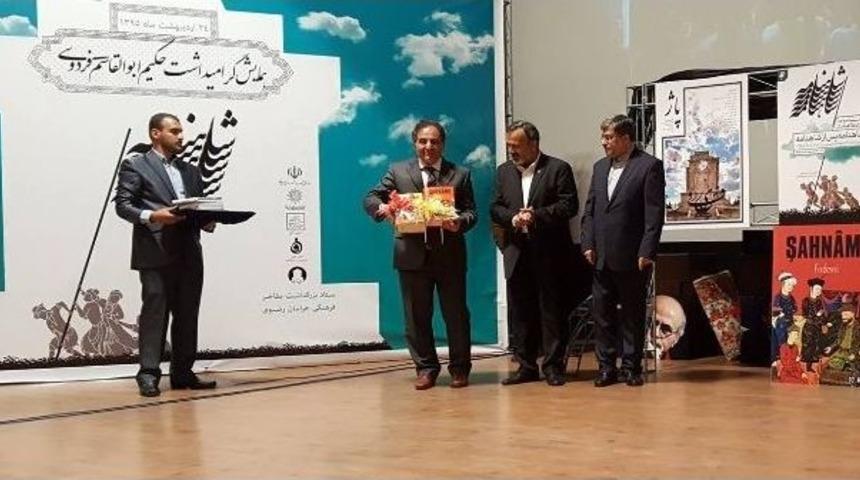 Atat&uuml;rk &Uuml;niversitesi &Ouml;ğretim &Uuml;yesi Prof. Dr. Nimet Yıldırım, İran&rsquo;dan &Ouml;d&uuml;lle D&ouml;nd&uuml;