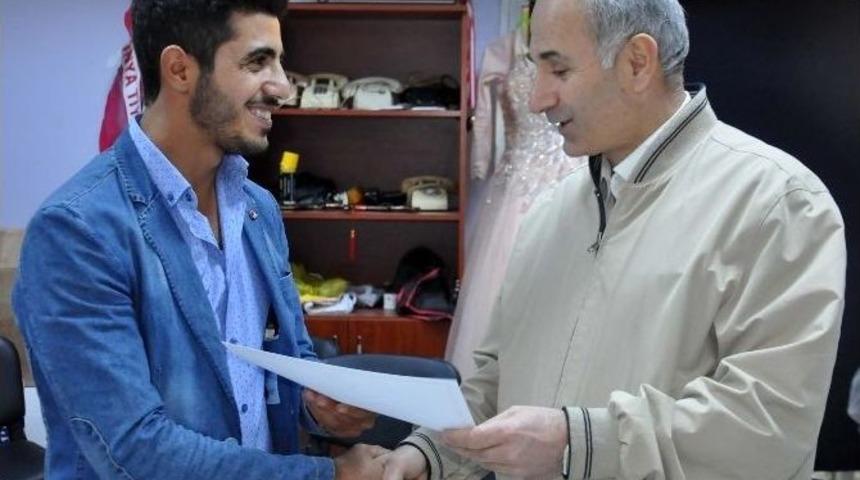 Bitlisli Akot Ekibi Uluslararası &Ouml;d&uuml;le Layık G&ouml;r&uuml;ld&uuml;