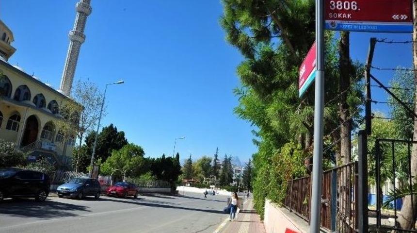 Kepez&rsquo;e Yeni Bilgi Levhaları