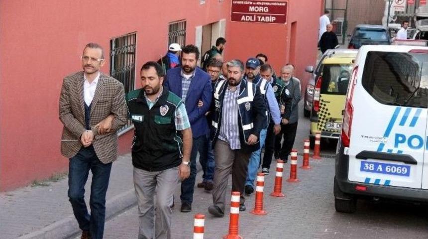 Fet&ouml;/pdy Operasyonunda G&ouml;zaltına Alınan Kimse Yokmu Derneği&rsquo;nden 15 Kişi Adliyeye Sevk Edildi