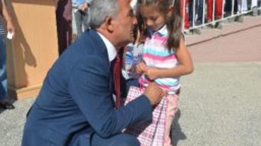 &Ouml;ğrencilere Kırtasiye Yardımı