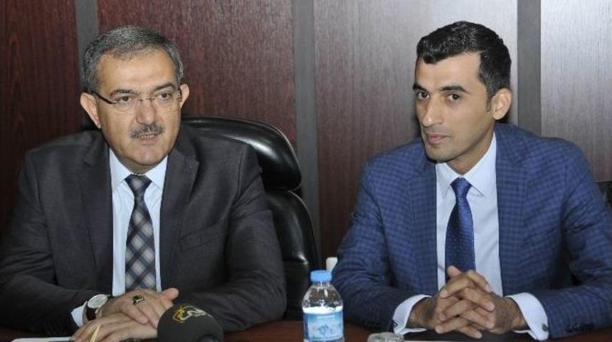 Rekt&ouml;r Şahin, Akademik Kurul Toplantısı&rsquo;na Katıldı