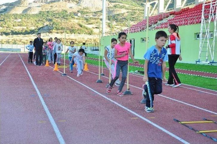 Isparta’ya Uluslararası Standartlara Uygun Atletizm Sahası