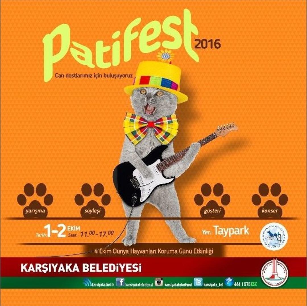 Sevimli Patiler Podyuma &Ccedil;ıkıyor