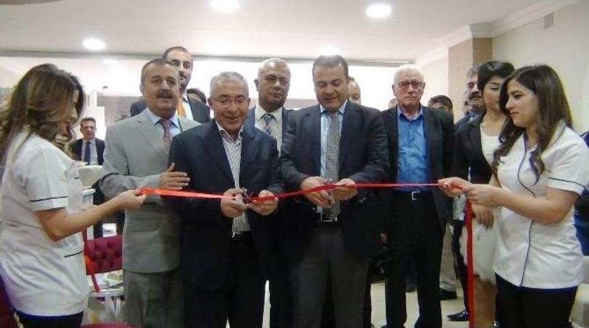 Erciş&rsquo;te G&uuml;zellik Merkezi A&ccedil;ıldı