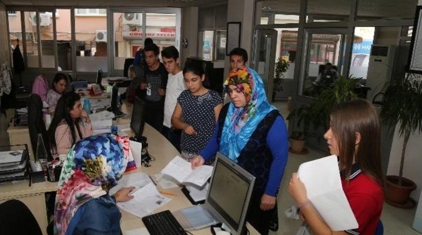 &Ouml;ğrenim Yardımında Başvurular Devam Ediyor