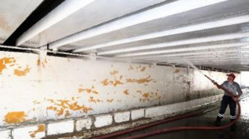 Baiskele&rsquo;de Alt Ge&ccedil;itler Temizleniyor