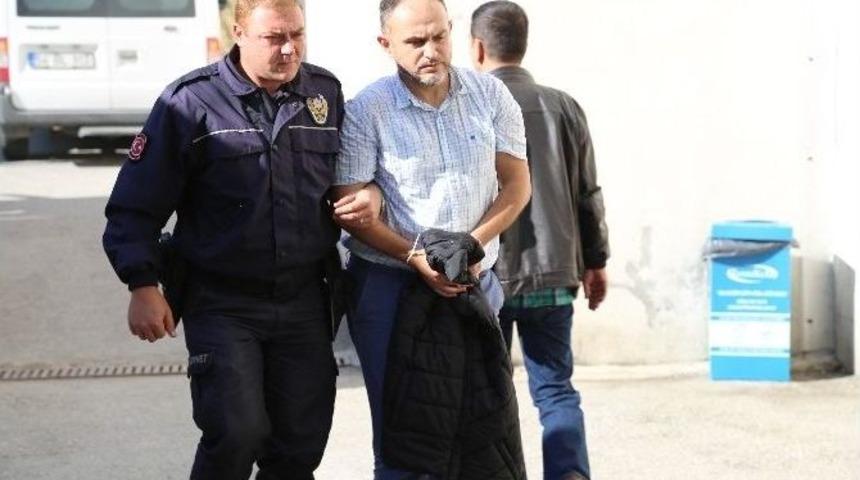 Sakarya&rsquo;da İhra&ccedil; Edilen 12 &Ouml;ğretmen Adliyeye Sevk Edildi